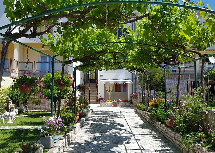 Apartments Paradiso