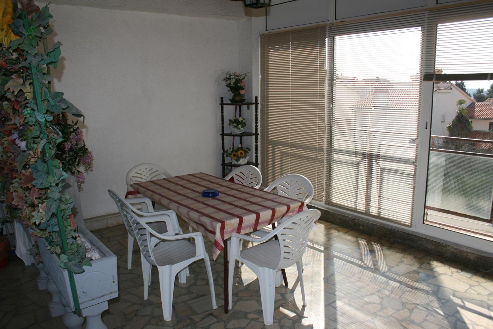 Apartment Paradiso *