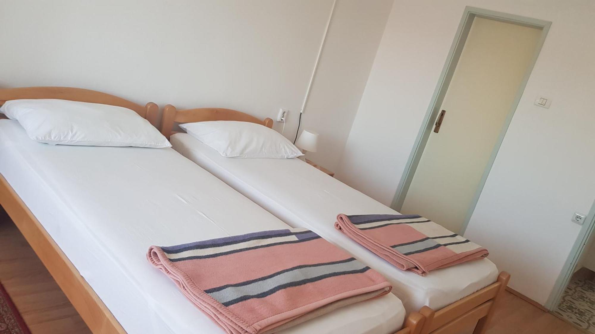 Paradiso Apartment *